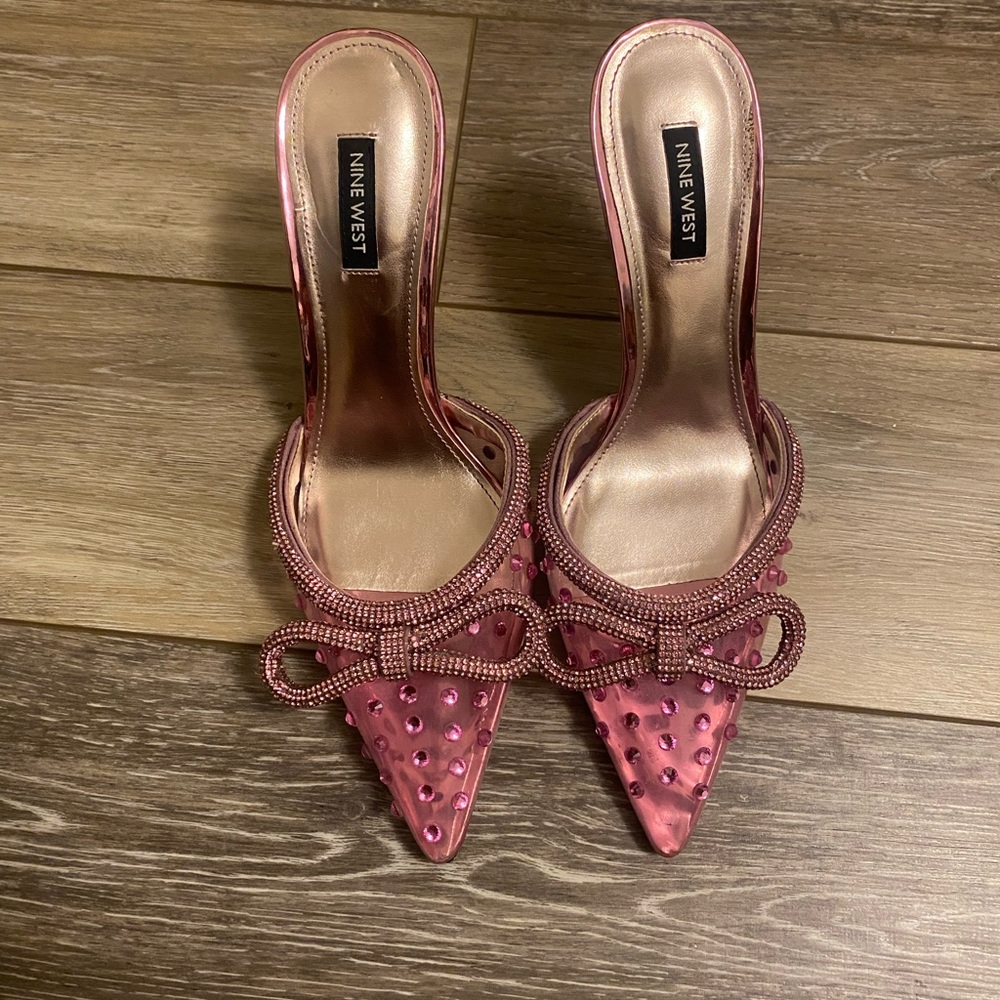 Nine West heel